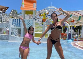 Parques Aquáticos, espalhados pelo país levam famosos a conhecerem os mais belos recantos do país - Foto: Divulgação