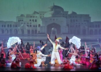 Espetáculo de dança movimenta o palco do Teatro Arthur Azevedo