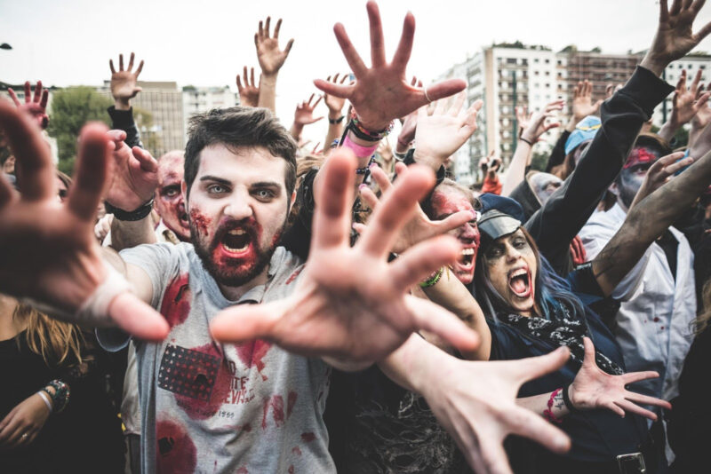 Uma forma de abordar o luto de forma irreverente e divertida - Foto: Divulgação