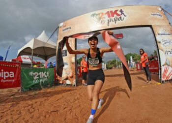 A felicidade de vencer uma prova em meio a paisagens exuberantes - Foto: Divulgação