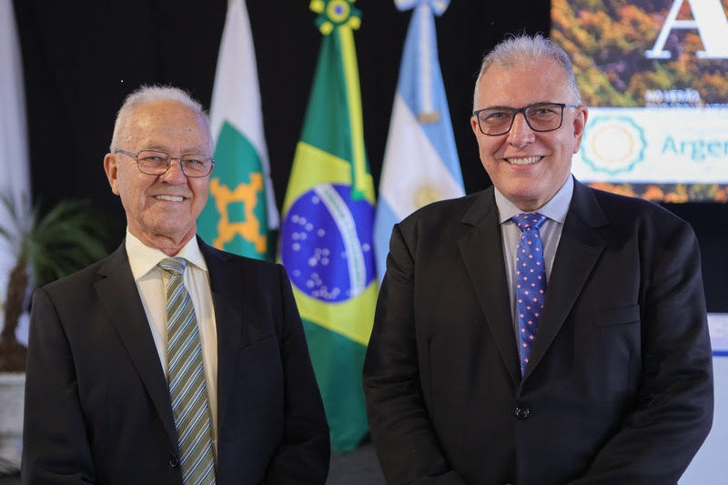 Carlos Eduardo Pereira, Diretor Executivo da Bancorbrás Turismo, Victor Arantes Marra, diretor presidente da Bancorbrás – Foto: Thiago Sousa