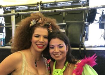 As cantoras Flávia Bittencourt e Vanessa da Mata comandam o bloco Bittencá & Acolá, na terça-feira de carnaval – Foto: Divulgação