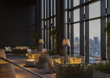 O Bulgari Hotel Tokyo é a oitava joia da coleção, e quatro hotéis adicionais estão chegando em breve para Roma, Miami, Maldivas e Los Angeles, entre 2023 e 2026 - Foto: Divulgação