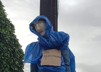 Judas “Dr. Moto Serra”, referência ao ex-ministro do meio ambiente Ricardo Sales envolvido em uma série de polêmicas – Foto: Divulgação