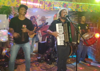 No ritmo do forró, quadrilhas e bumba meu boi, o Brasil se prepara para as festas juninas - Foto: Gutemberg Bogéa