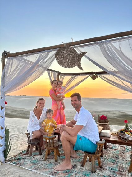 Kadi participou de piquenique nas dunas dos Lençóis Maranhenses com sua família e amigos – Foto: Arquivo Pessoal