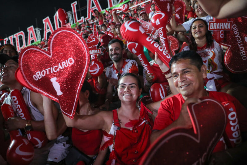 A torcida Boticário também esteve presente nas arquibancadas do grupo vermelho - Foto: Lucas Silva