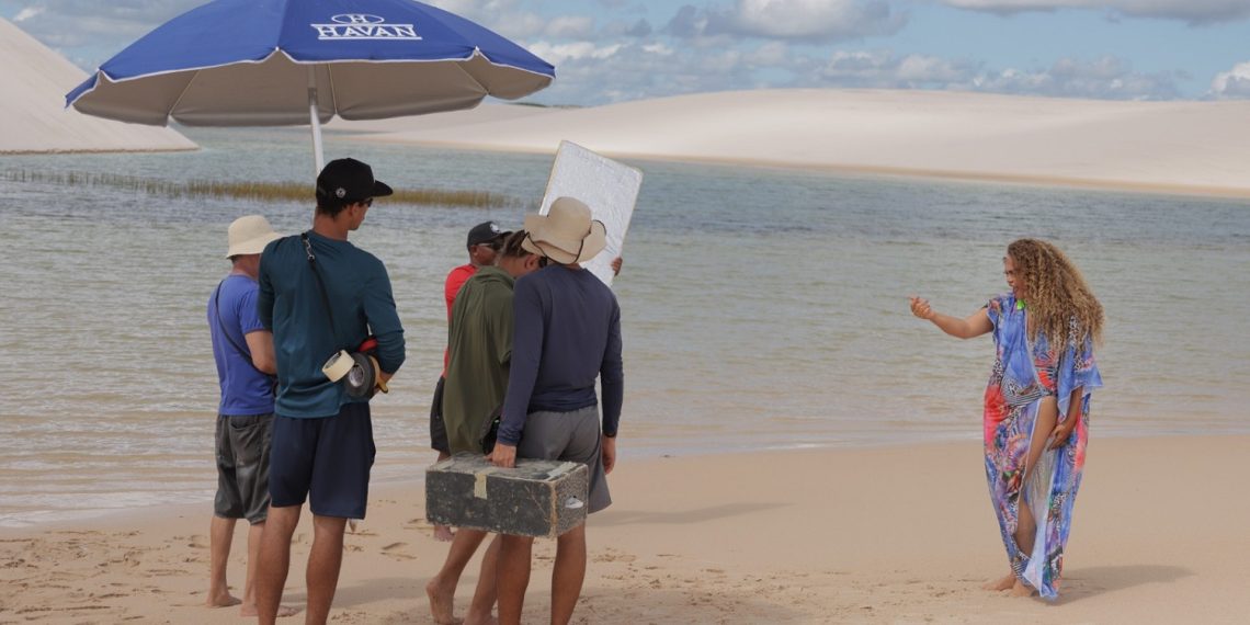 Anna Torres lança videoclipe em homenagem aos Lençóis Maranhenses
