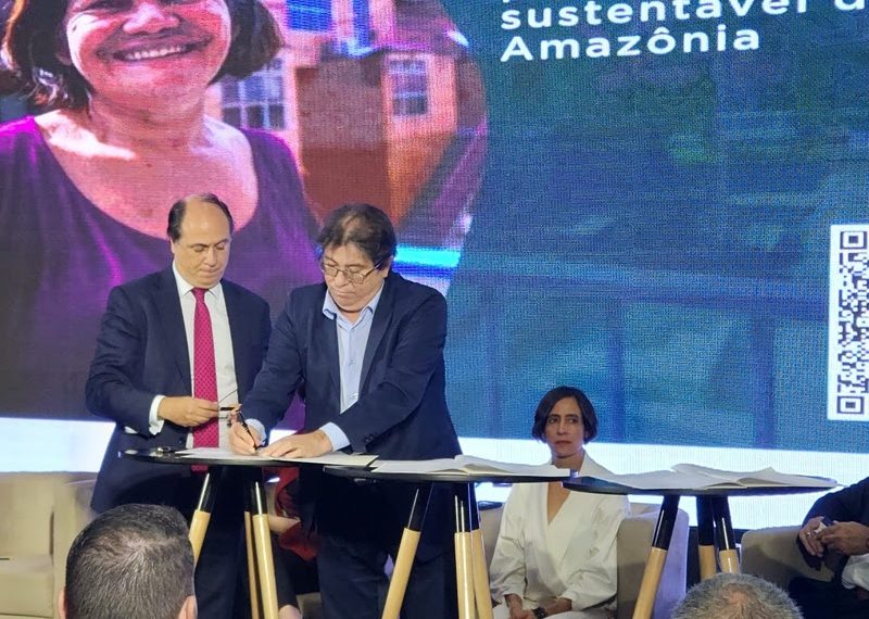 Diretor de Planejamento do BNB, Aldemir Freire, assinou Declaração Conjunta da Coalizão Verde de Bancos de Desenvolvimento que vai promover ações de incetivo financeiro para empreendimentos situados no bioma amazônico maranhense - Foto: Divulgação