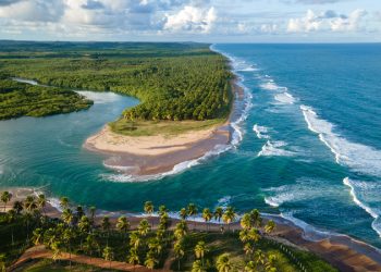 Um novo destino de luxo no Nordeste chama a atenção de turistas na Bahia