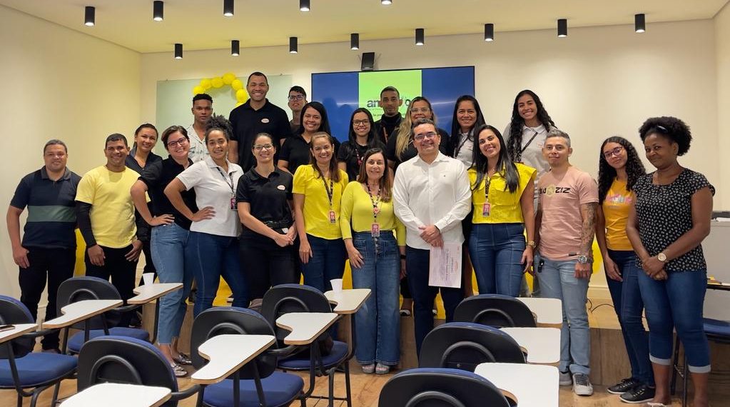 “A Importância do Autoconhecimento para a Saúde Mental no Trabalho” em Palestra