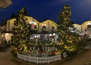 Espaço já enfeitado com a decoração natalina que encantará os turistas durante o Natal nas Montanhas - Foto: Divulgação