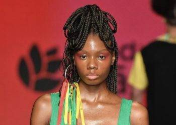 Moda do João brilha na passarela do Brasil Eco Fashion Week no ritmo do reggae