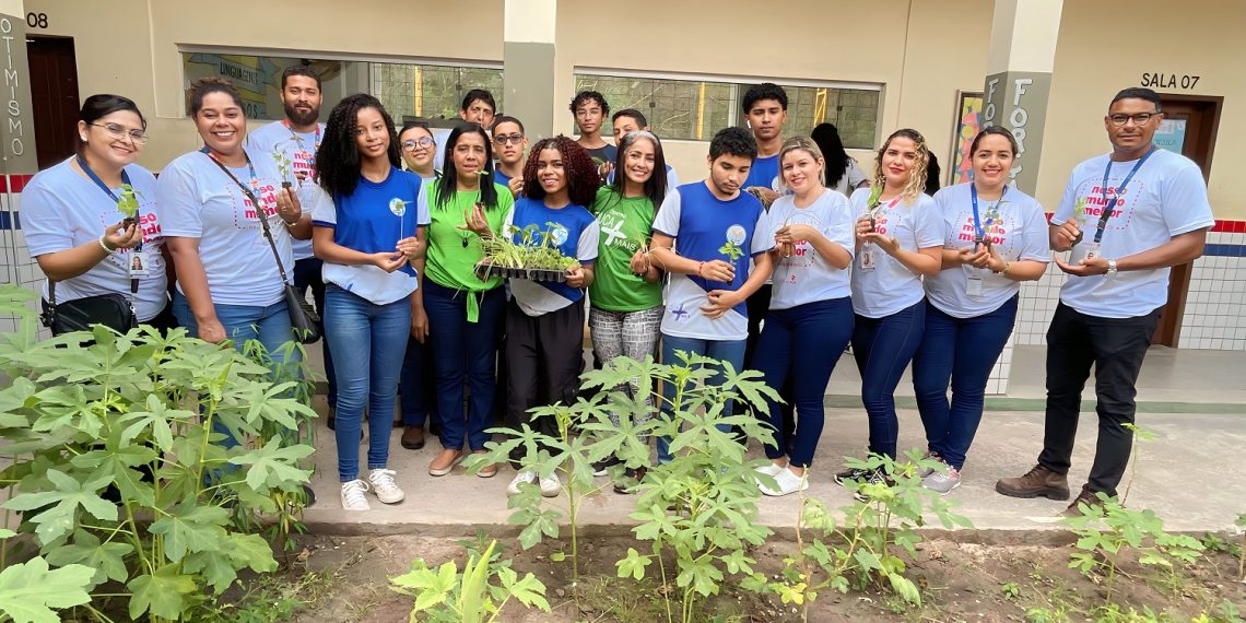 Voluntários do Aeroporto de São Luís realizam ações em escola pública