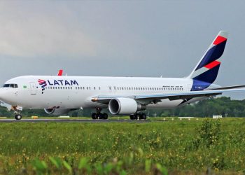 LATAM é principal porta de entrada do Brasil, com voos próprios para o País a partir de 90 aeroportos no exterior - Foto: Reprodução