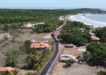 Praia de Araoca, um dos atrativos que fazem de Guimarâes um destino turístico no Litoral Ocidental Maranhense - Foto: Hewerton Souza