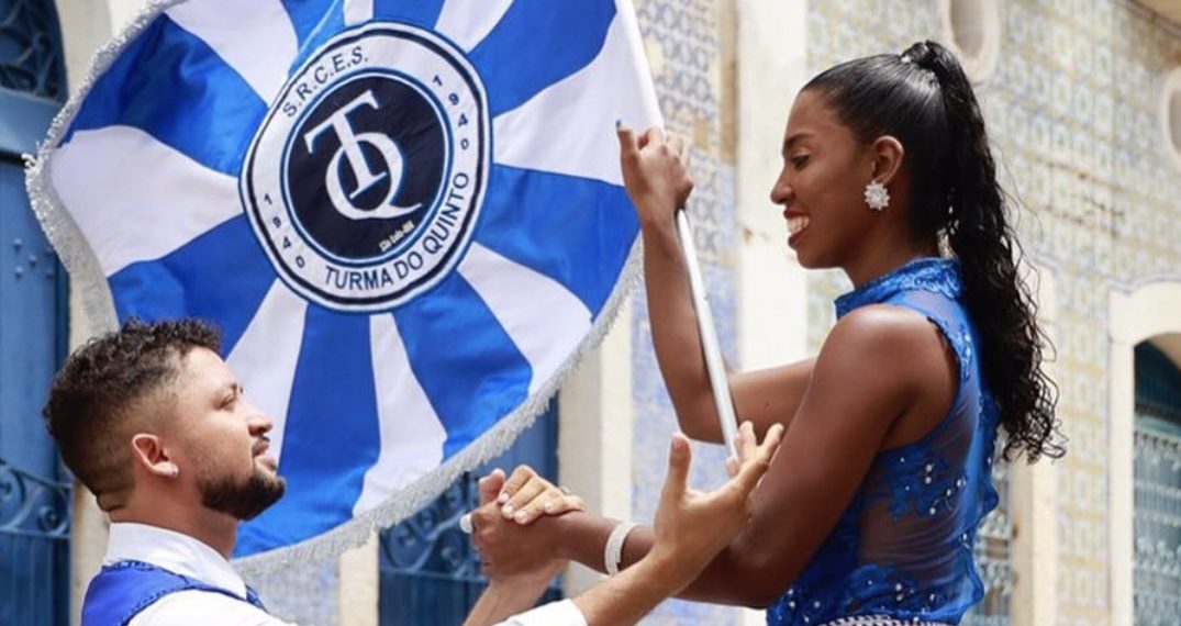 Turma do Quinto canta o Mestre Josias Sobrinho na Passarela do Anel Viário