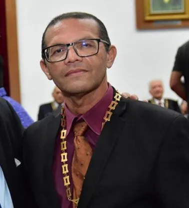 um grande falando de um alteroso – Foto: Reprodução