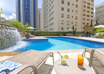Hotel reúne restaurantes e infraestrutura de lazer para um feriado especial - Foto: Divulgação