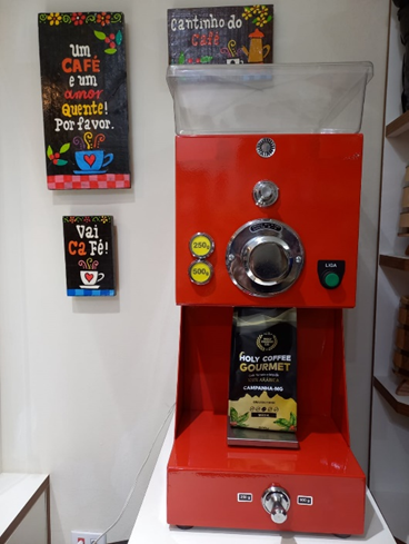 Moedor profissional garante café 100% fresco a clientes - Foto: Divulgação