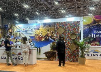 Estande do Maranhão no Salão de Turismo 2024, um dos mais visitados do evento, destacando a riqueza cultural do estado - Foto: Divulgação