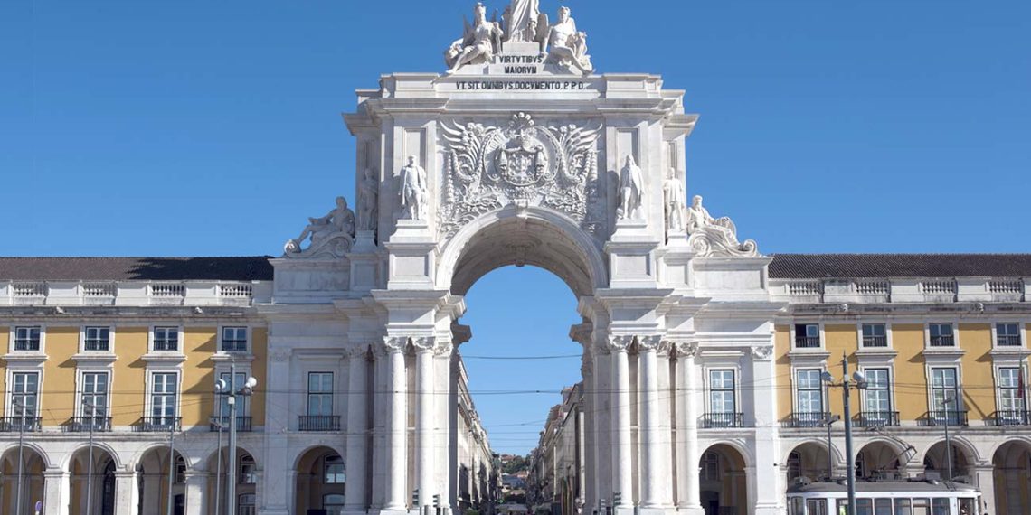 Arco da Rua Augusta, em Lisboa, Portugal - Foto: Divulgação