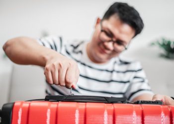 Taxa global é de oito passageiros em cada 1 mil passando pelo problema; diretor de plataforma especializada em seguro viagem explica e dá orientações - Foto: Divulgação