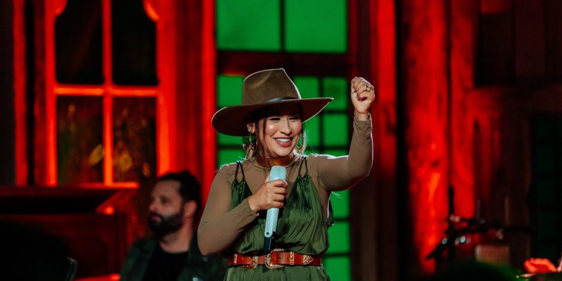 Com carreira ascensão, Simone grava terceiro projeto no dia 16 de novembro - Foto: Divulgação