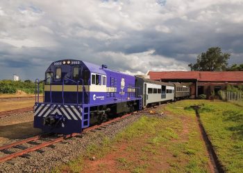 O Trem da República é um projeto turístico que revive o legado histórico conectando municípios por meio de um passeio ferroviário repleto de charme e significado cultural - Foto: Divulgação