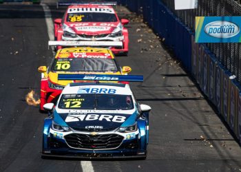 A Stock Car acelerou pela primeira vez nas ruas da capital mineira - Foto: Magnus Torquato