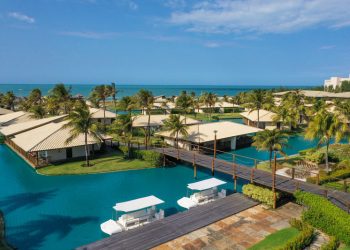 Dom Pedro Laguna Beach Resort, em Aquiraz (CE), é uma das opções para conhecer aproveitando o desconto da Black Friday - Foto: Divulgação
