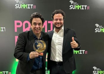 Diego Rydz e João Nou, cofundadores da Just Travel - Foto: Divulgação