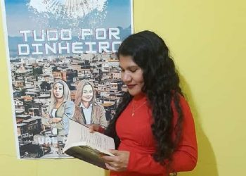 A escritora de Cantanhede tem conquistados leitores de diversos países - Foto: Divulgação