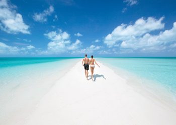 Cenários incríveis para serem aproveitados nas águas calmas e rasas ainda intocáveis - Foto: Bahamas Ministry of Tourism, Investments and Aviation (BMOTIA)