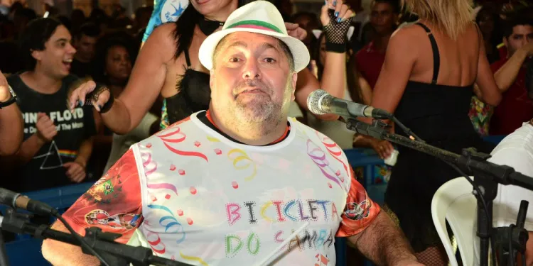 Escadaria Humberto de Campos no Centro Histórico de São Luís recebe a trupe da Bicicletinha com concentração no Habeas Copos - Foto: Divulgação