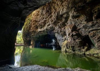Desbravar os caminhos turísticos com propriedades rurais, empórios, ateliers de arte, cervejarias artesanais, cachaçarias, trilhas e cachoeiras – Foto: Divulgação