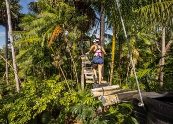 Trilhas em aventuras emocionantes no Valparaíso Adventure Park – Foto: Divulgação