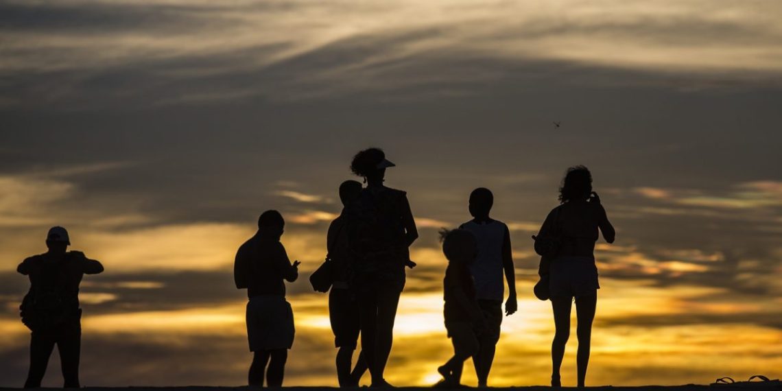 O evento ocorre em Itaúnas (ES) entre os dias 21 e 24 de maio, trazendo nomes como Teresa Cárdenas, Jean Wyllys, Ailton Krenak, Itamar Vieira Junior, Bernadette Lyra e Eliana Alves Cruz - Foto: Vitor Jubini
