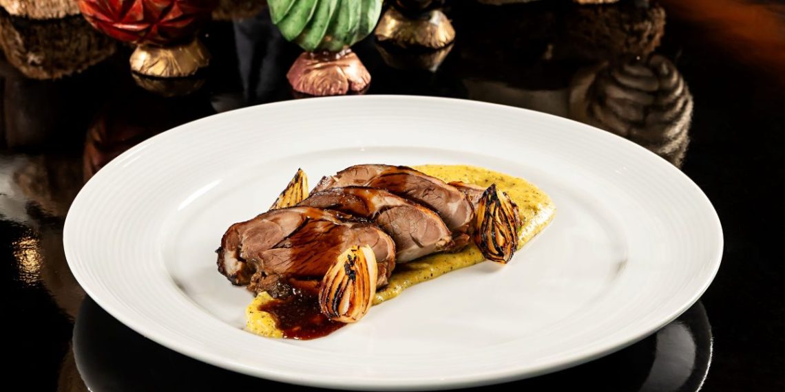 Gastronomia será atração dos Hotéis da Rede Windson no Domingo de Páscoa. No detalhe, a Paleta de cordeiro - Foto: Divulgação