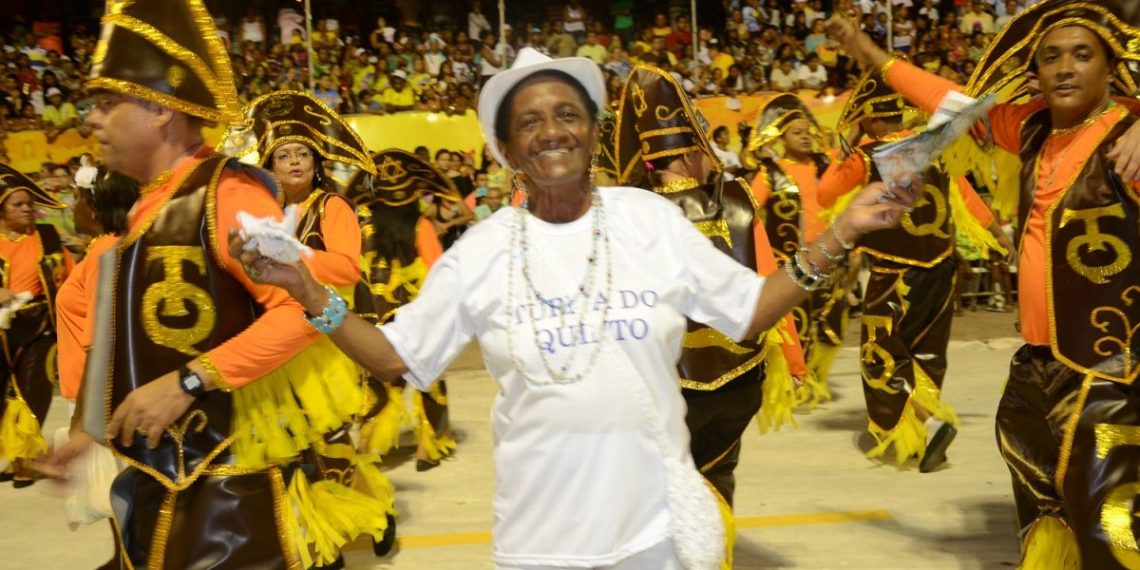 Patativa transbordava alegria em sua escola de samba do coração: Turma do Quinto – Foto: Gutemberg Bogéa