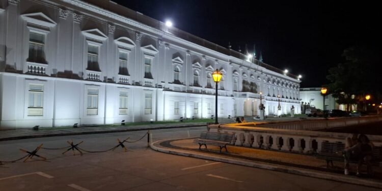 Datado de 1626, início do século XVII, o Palácio dos Leões é um símbolo do conjunto dos bens patrimoniais da cidade de São Luís, Maranhão – Foto: Gutemberg Bogéa