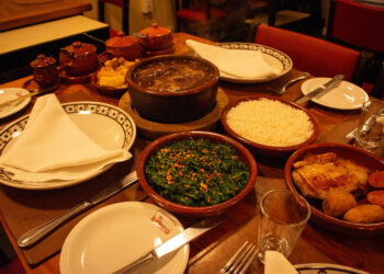 Restaurante Bolinha participa do patrimônio à mesa e serve sua feijoada com uma caipirinha de cortesia - Foto: Gustavo Gonçalves