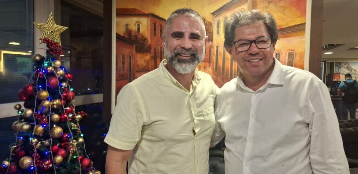 Na foto, o Secretário Municipal de Turismo Saulo Santos, em recente encontro com o Presidente da ABIH/MA, Armando Ferreira - Foto: Gutemberg Bogéa