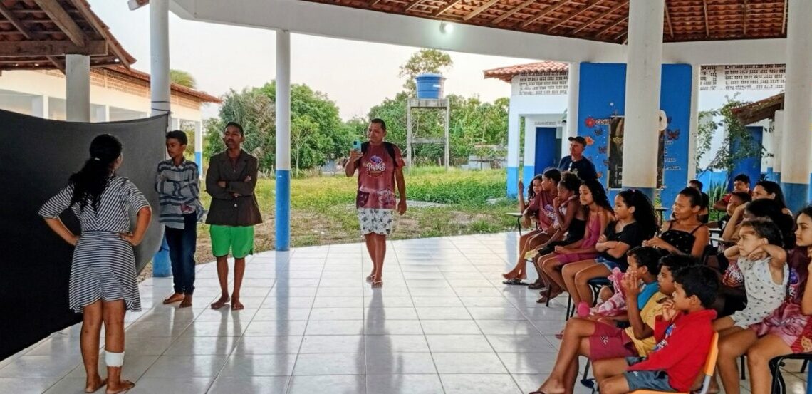 O teatro, um das artes que tem formado novos talentos e personalidades que buscam sua identidade no mundo moderno e transformador - Foto: Divulgação