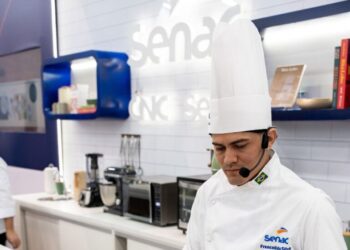 Professor e Chef do Restaurante-Escola do Senac Maranhão, Franceildo Silva apresentará delicias derivadas do babaçú - Foto: Ascom/Senac