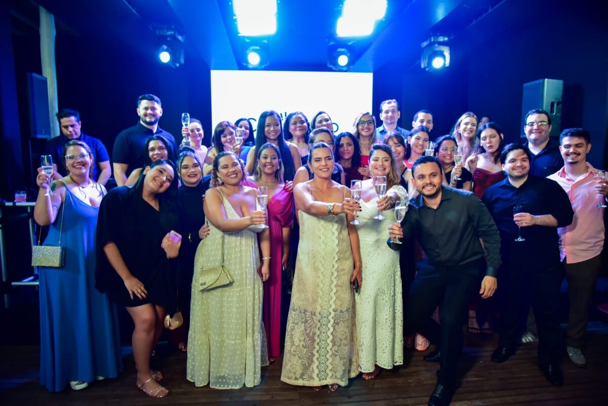 Time da Capuchino em festa - Foto: Eri Nunes