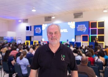 O desempenho reforça a força do turismo nordestino e o protagonismo da empresa no setor. No detalhe, Gustavo Luck - Foto: Luiz Fabiano
