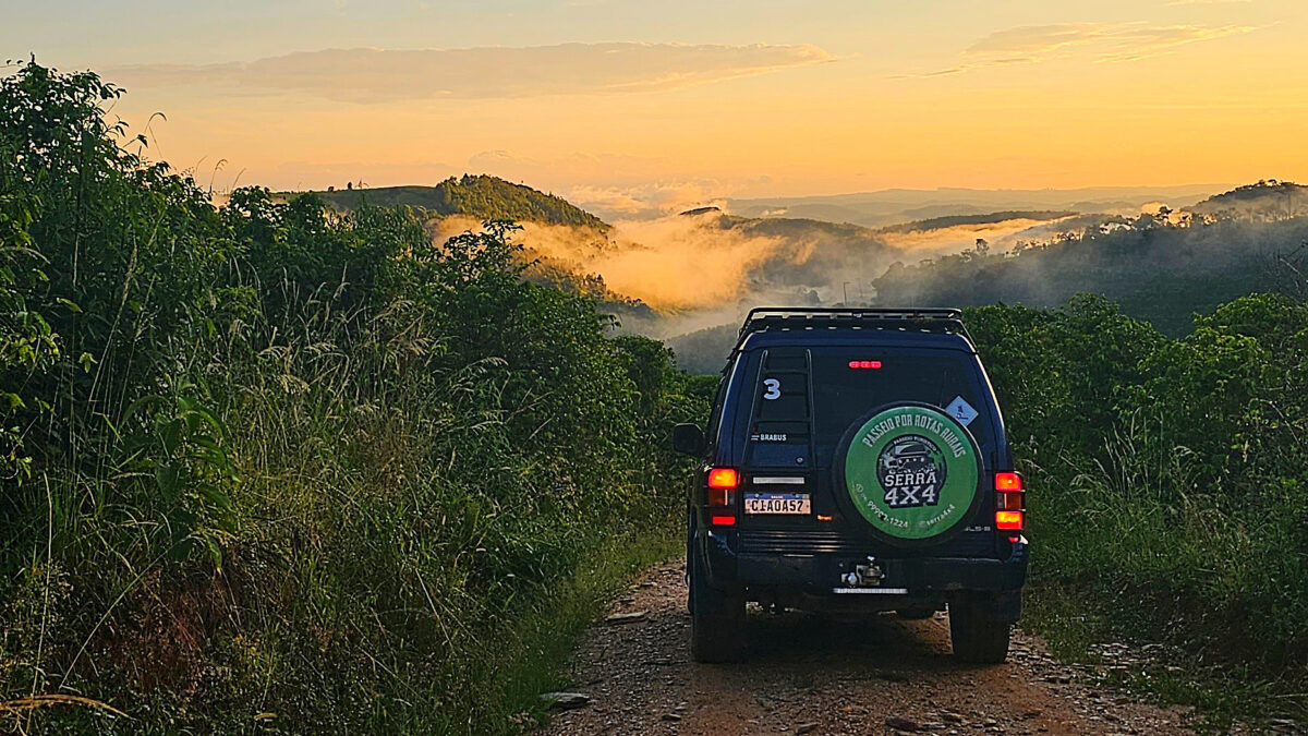 Serra Negra oferece uma variedade de passeios de jipe nas montanhas, permitindo que os visitantes explorem a beleza natural e a cultura local - Foto: Gerson Cordeiro