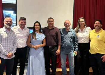 Saulo Santos, secretário de Turismo de São Luís; Luciano de Camargo, executivo da GTA; Dayanna Barbosa, Abav/MA; Geilson Gomes, Amadeu Lisboa, Cynthia Rezende, coordenadora comercial da GTA e Paulus Alexandre - Foto: Divulga