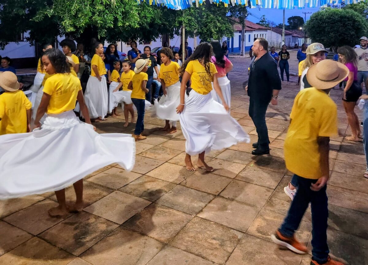 A suça, dança secular, se mantém viva em Natividade - Foto: Seleucia Fontes